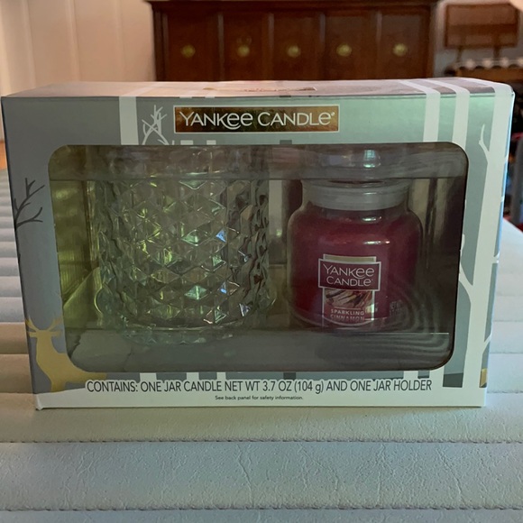 Yankee Candle jar candle and holder